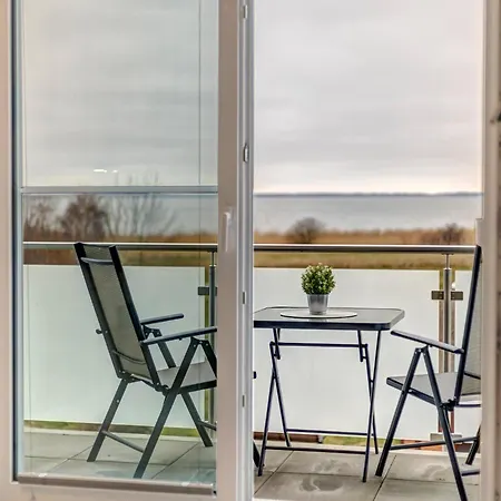 Haus Achterwasserblick 4 アパート ロディン